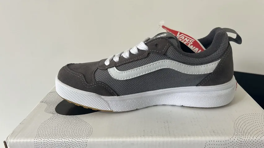 Tenis