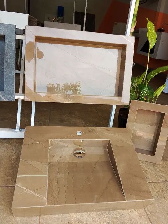 Lavatório e nicho de porcelanato  - Foto 4