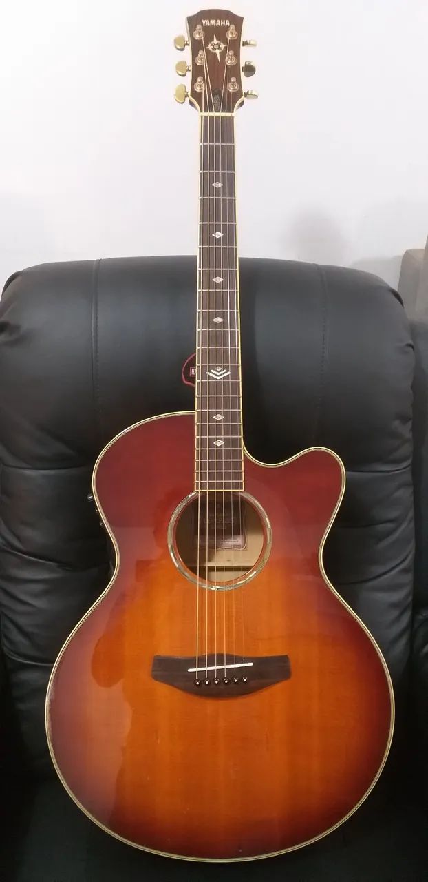 VIOLÃO YAMAHA CPX-900