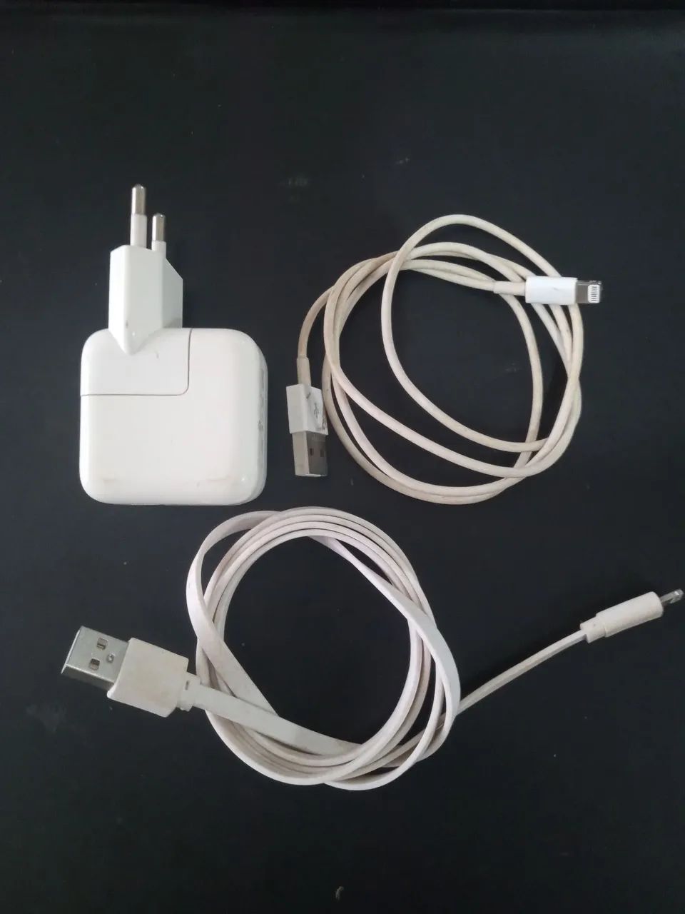 Carregador e Cabos Para iPhone 5  6  7  8  Usados