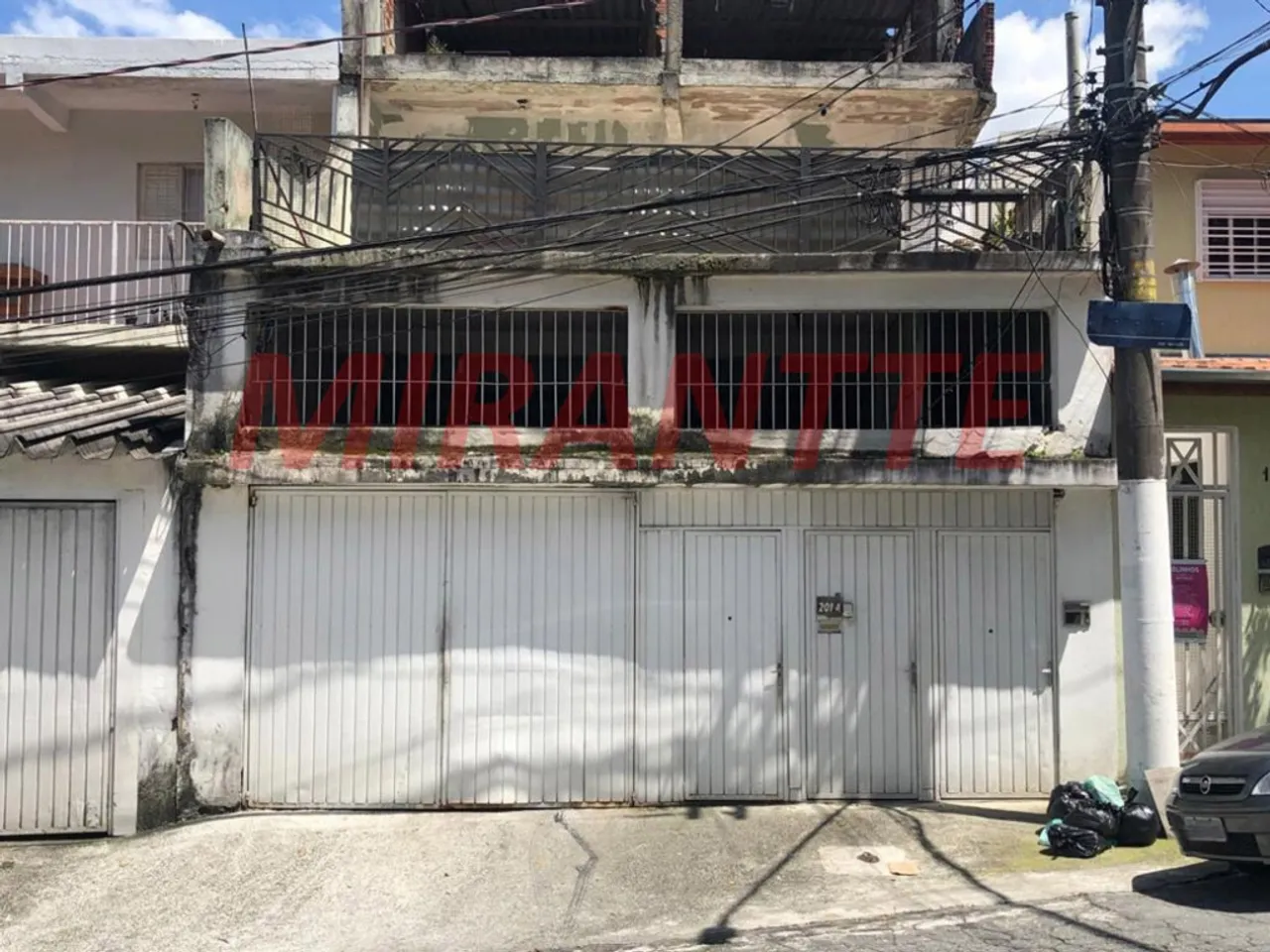 Sobrado de 321m² com 3 quartos em Pedra Branca