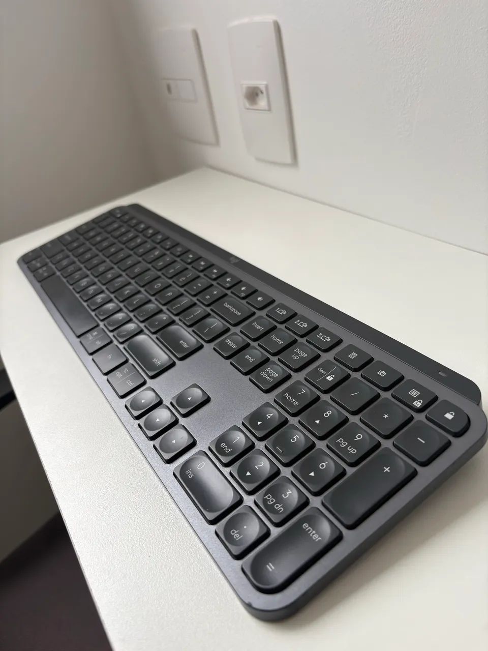 Teclado sem fio Logitech MX Keys