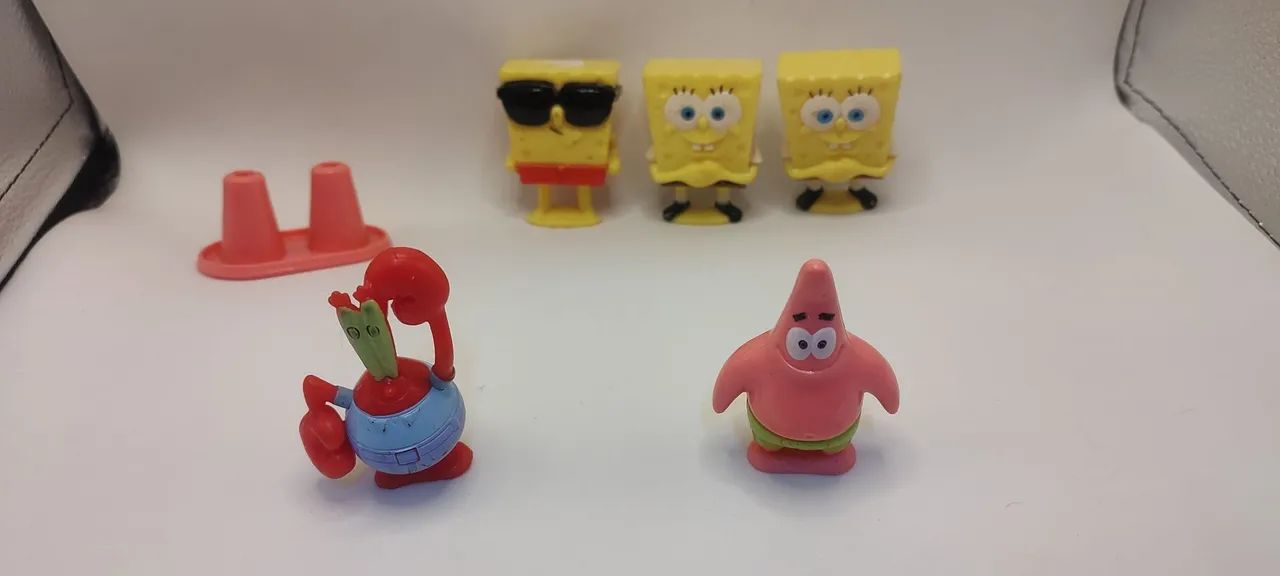 Personagens do Bob Esponja - Action Figures (usado)