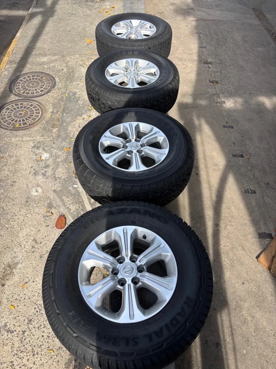 Rodas de liga leve aro 16 + Pneus