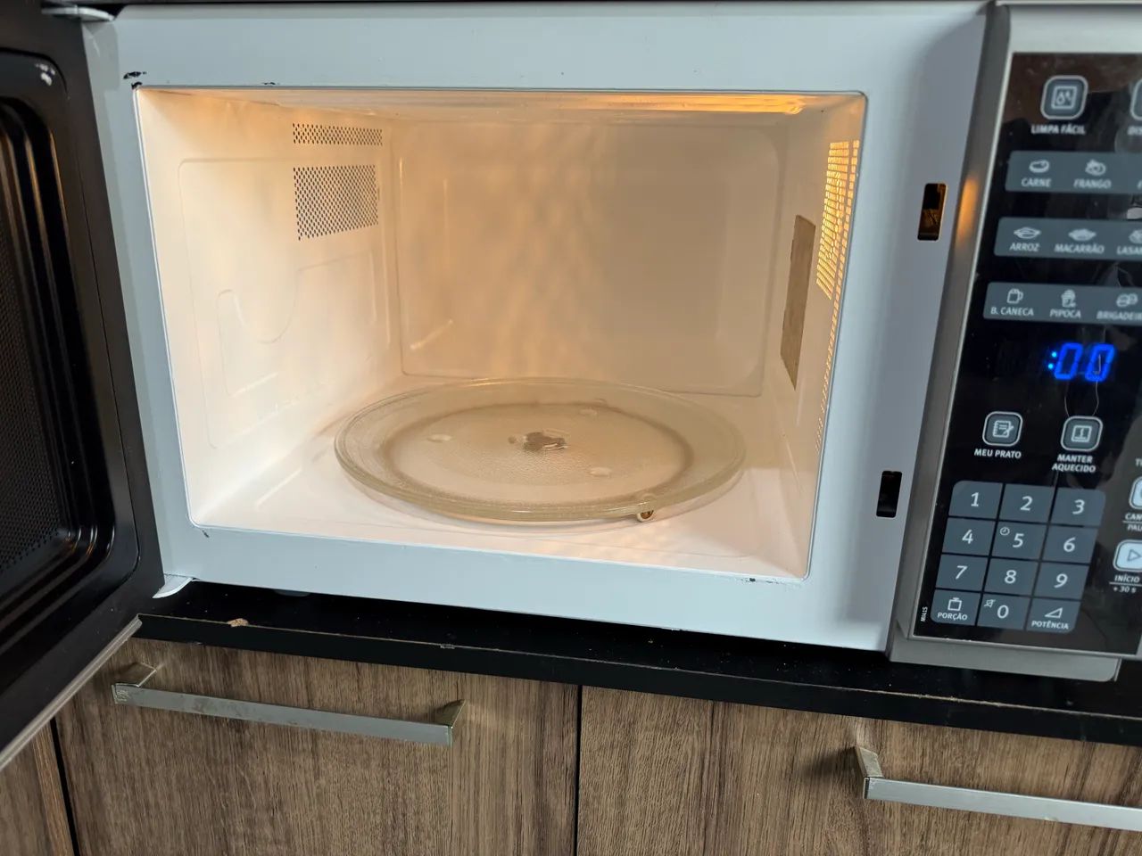 Microondas eletrolux 110 V 31 l - Foto 5