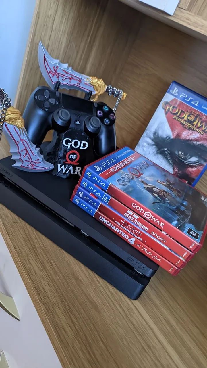 PLAYSTATION 4 COM JOGOS 
