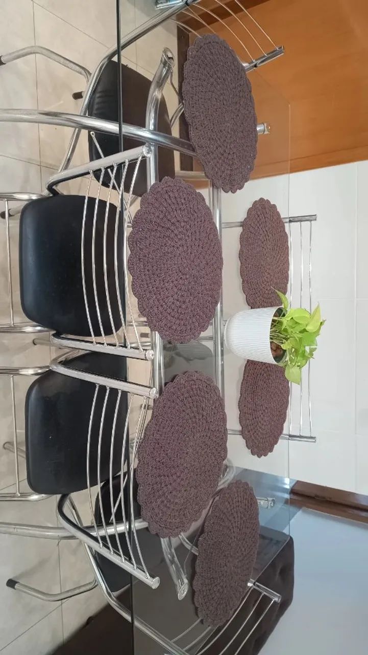 MESA COM 6 CADEIRAS USADA - Foto 3