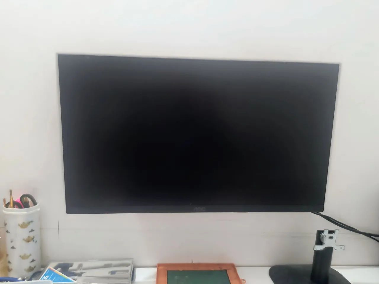 Monitor AOC