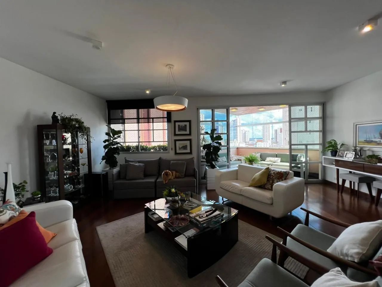 Apartamento à venda no Centro em Uberlândia