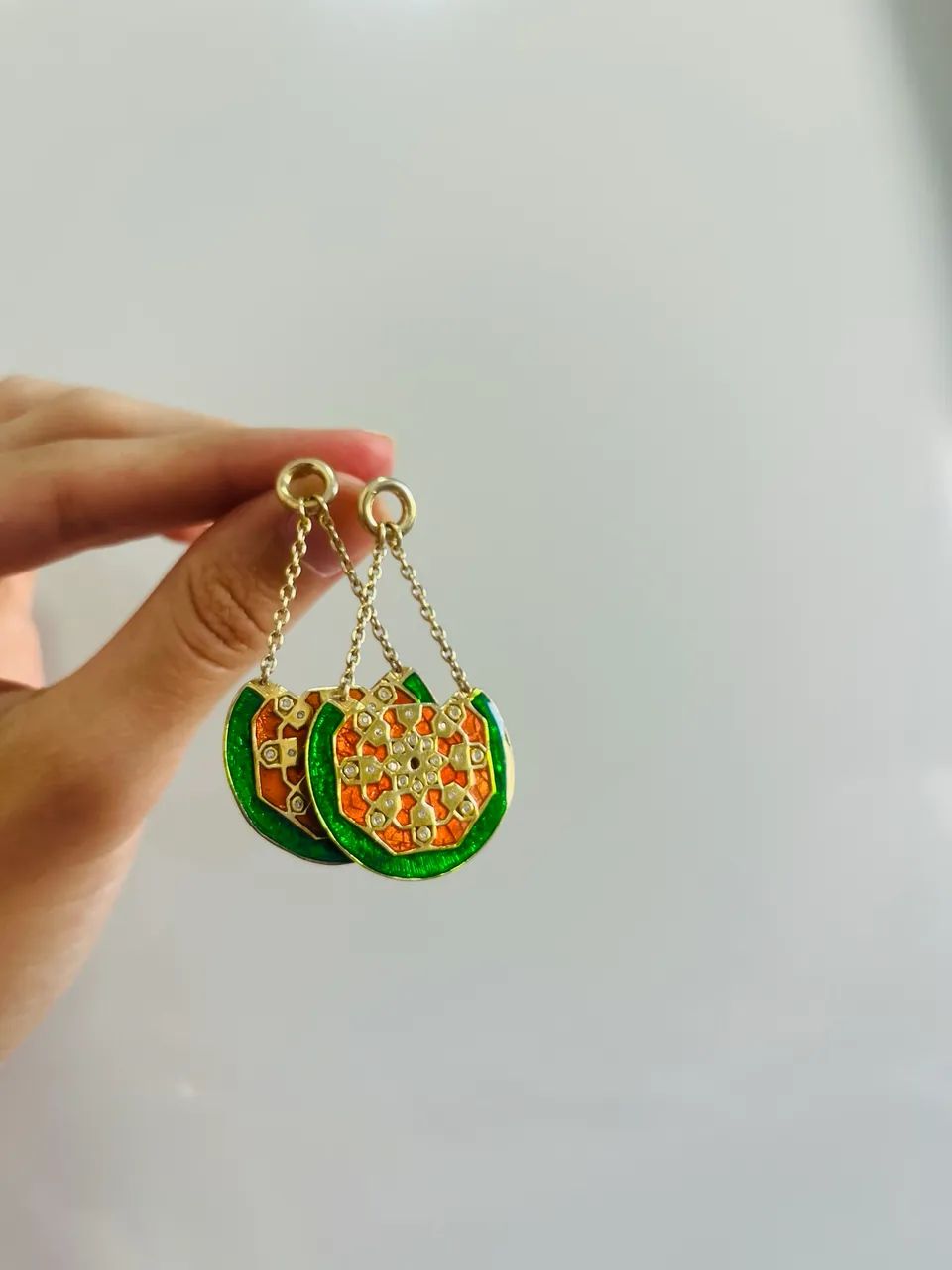 Par de brincos em Prata 925 com Zircônias e Minas - Medalhão Persa (leia a descrição!) - Foto 2