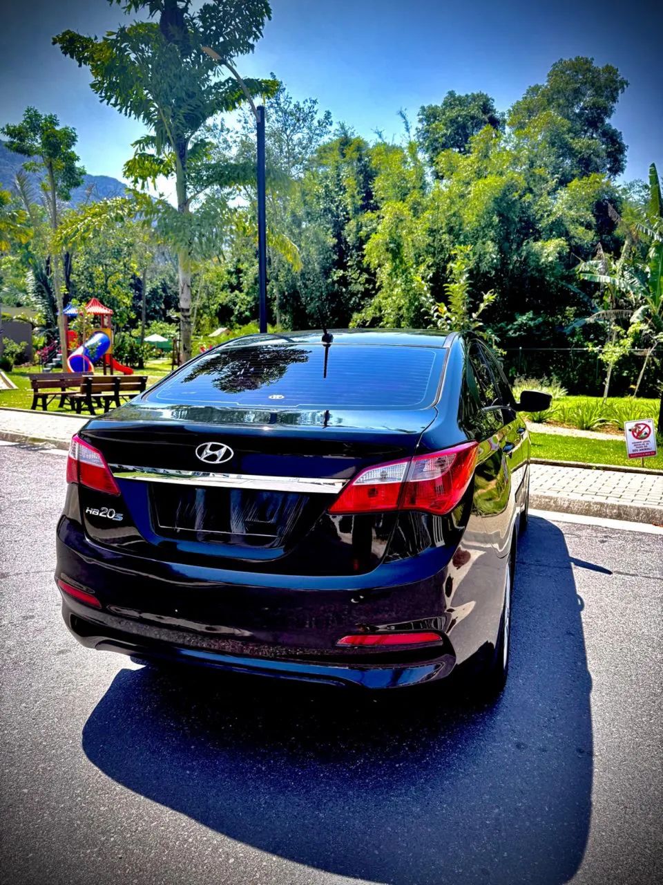 Hyundai Hb20S HB20S C.Plus/C.Style1.0 Flex 12V Mec. 4P 2017