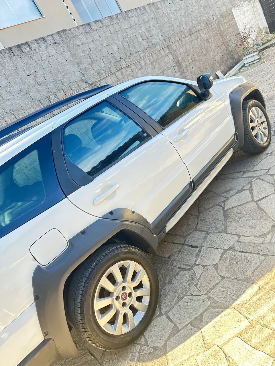 Fiat Palio Weekend Adv. Ext. 1.8 Flex 2016 - Foto 2