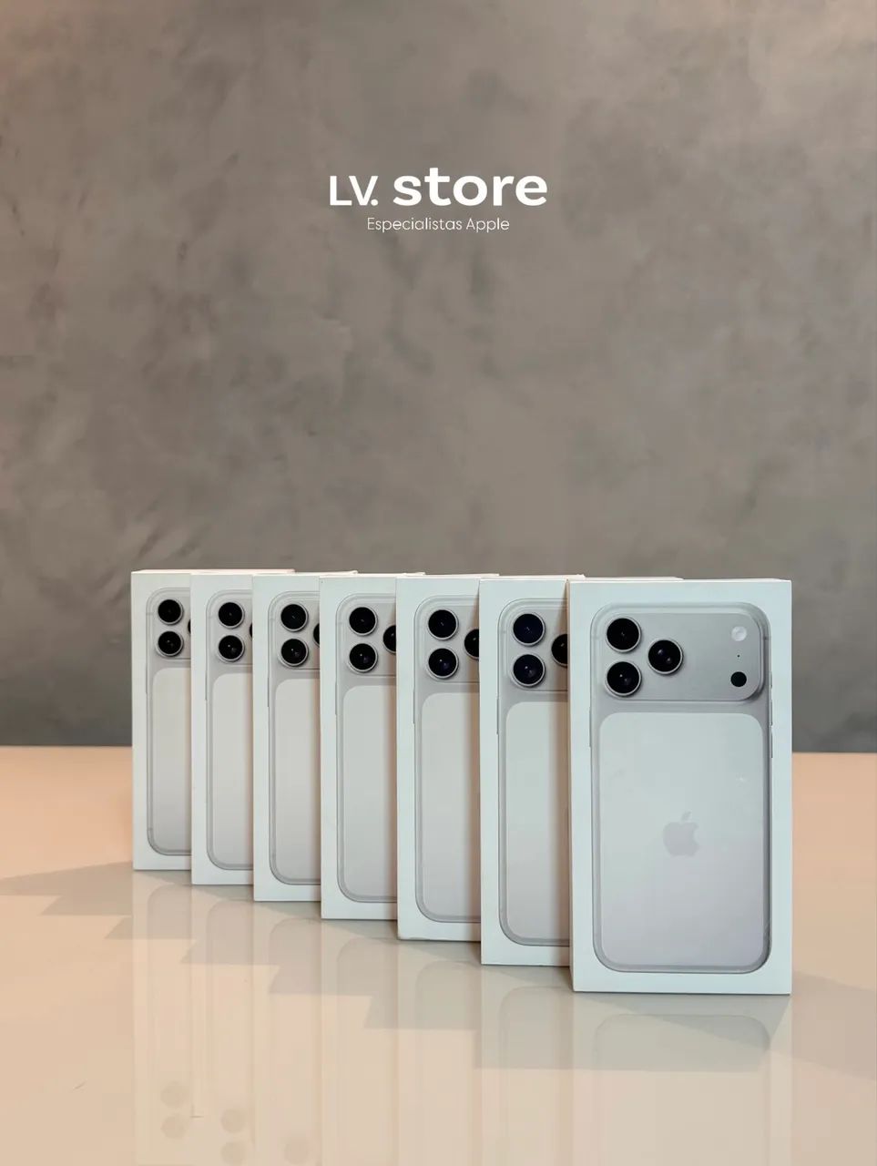 iPhone 17 Pro Max - 256GB | Novos e Lacrados - Silver 