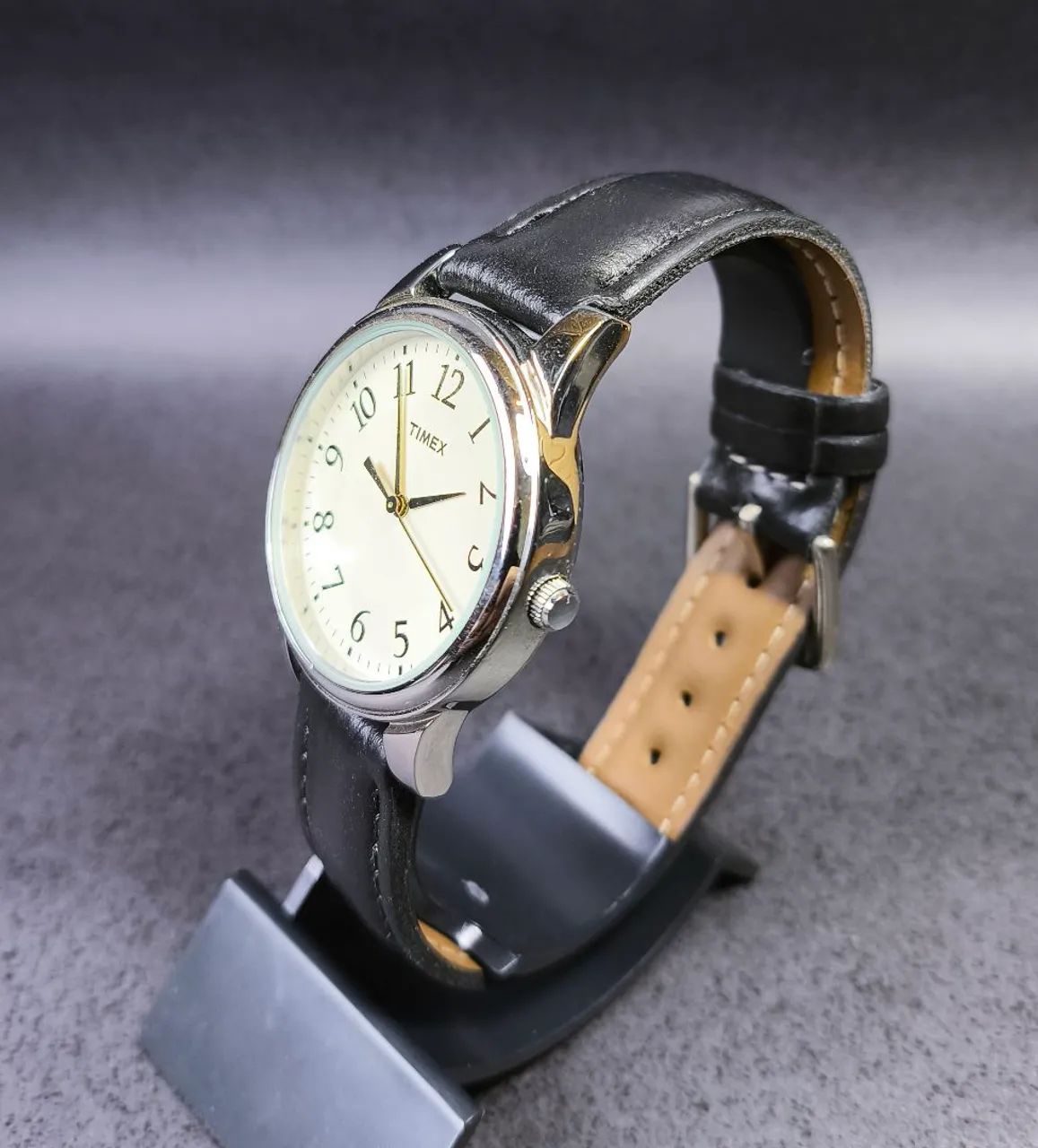 Timex Classic Quartz  Vintage, Elegância Atemporal