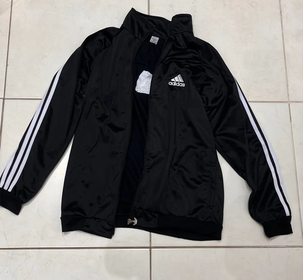 Jaqueta corta vento adidas - Foto 2