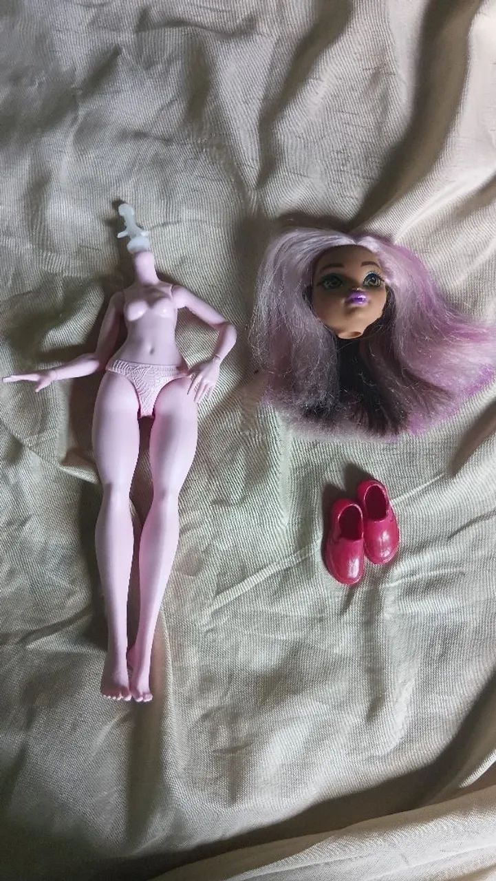 Lotinho Monster High e barbie - Foto 2