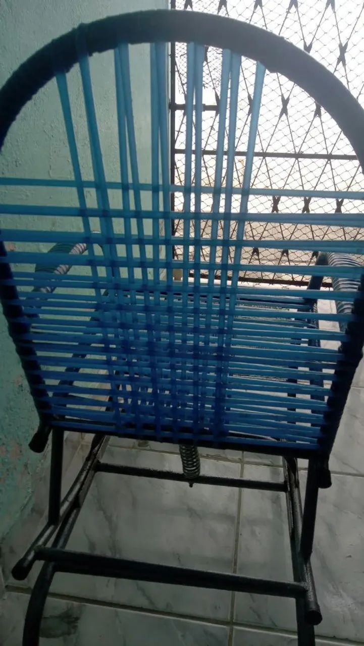 Cadeira de balanço infantil 