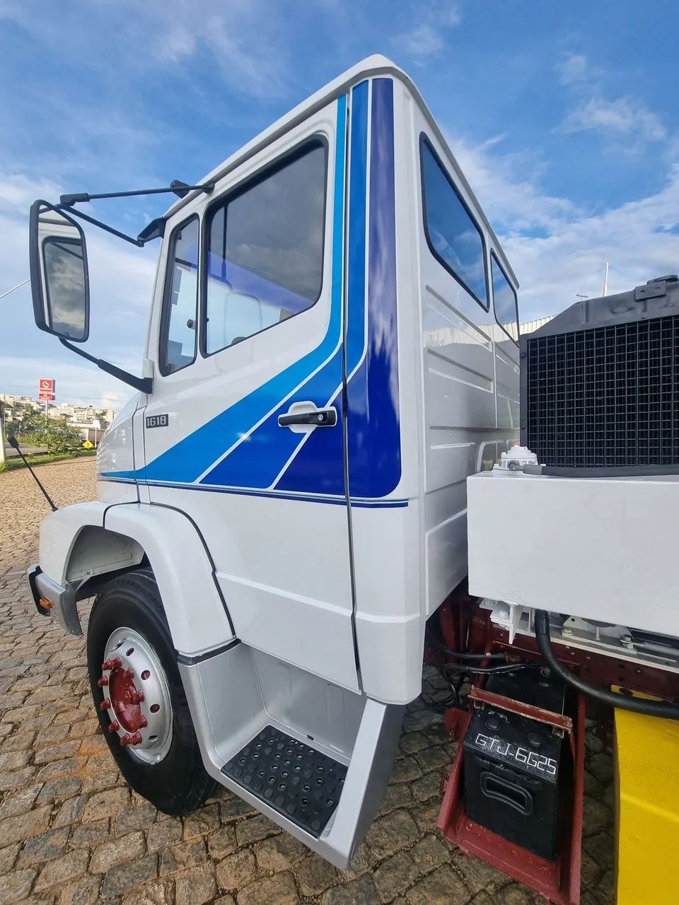 Caminhão MB 1618 Tanque Combinado - Foto 4