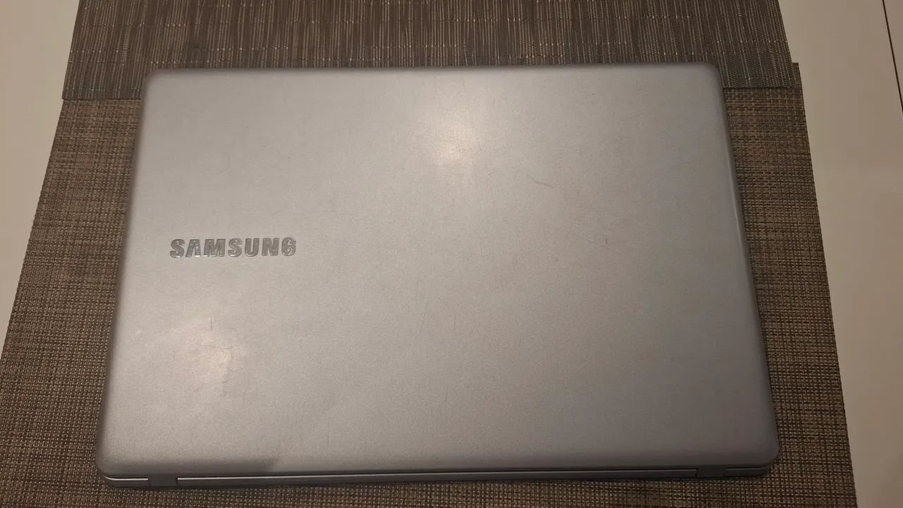 Notebook Samsung i5 7th 8GB ram SSD  - Foto 4