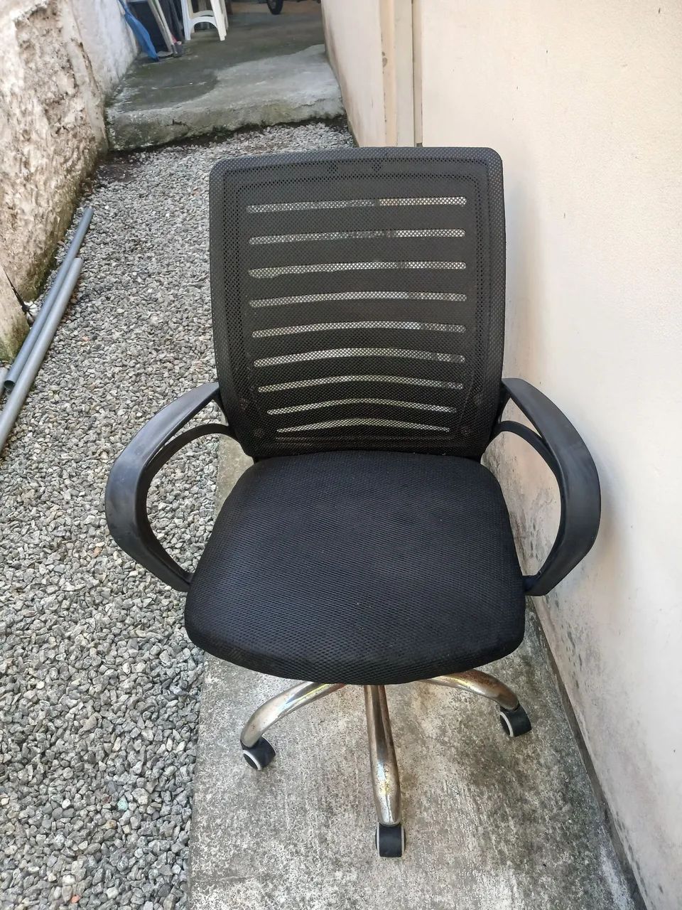 Cadeira giratória 50reais 