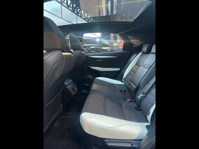 Lexus NX-300 H F-sport 2.5 16V Aut., foto 2 de 10