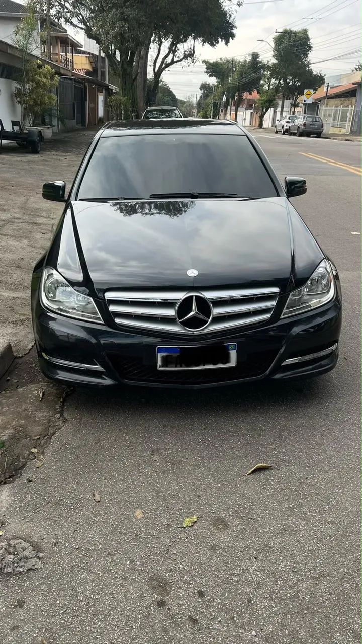 Mercedes-Benz C-180 C-180 CGI Classic 1.8 16V 156cv Aut. 2012