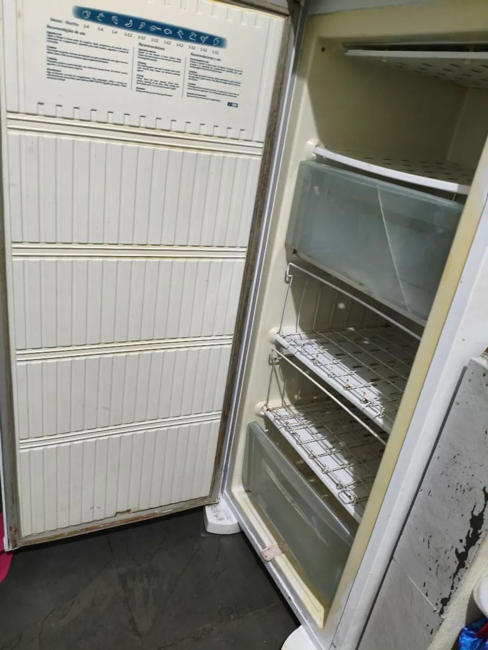 Freezer vertical Eletrolux  - Foto 5
