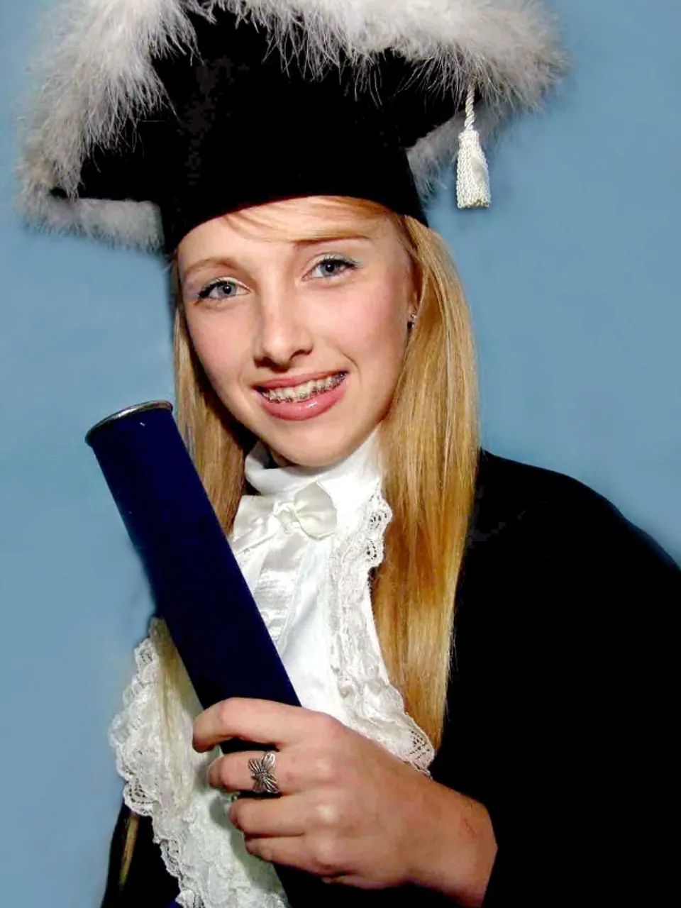 Não teve Formatura não deu para participar? Faço suas fotos com Toga/beca, Lindo Fotolivro - Foto 4