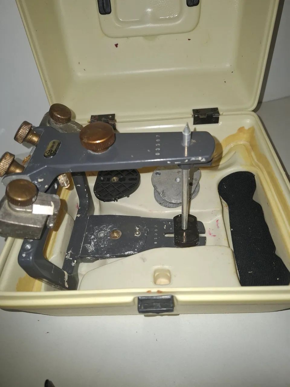 Articulador de prótese Bioart.  Pouco utilizado.   - Foto 2