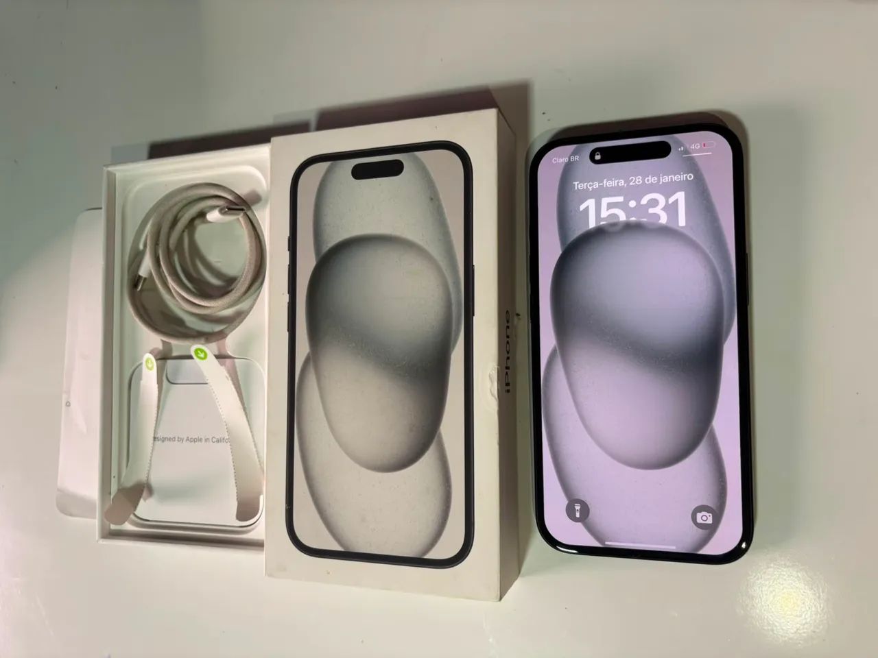 iPhone 15 128GB PRETO COM CAIXA E CARREGADOR ORIGINAL