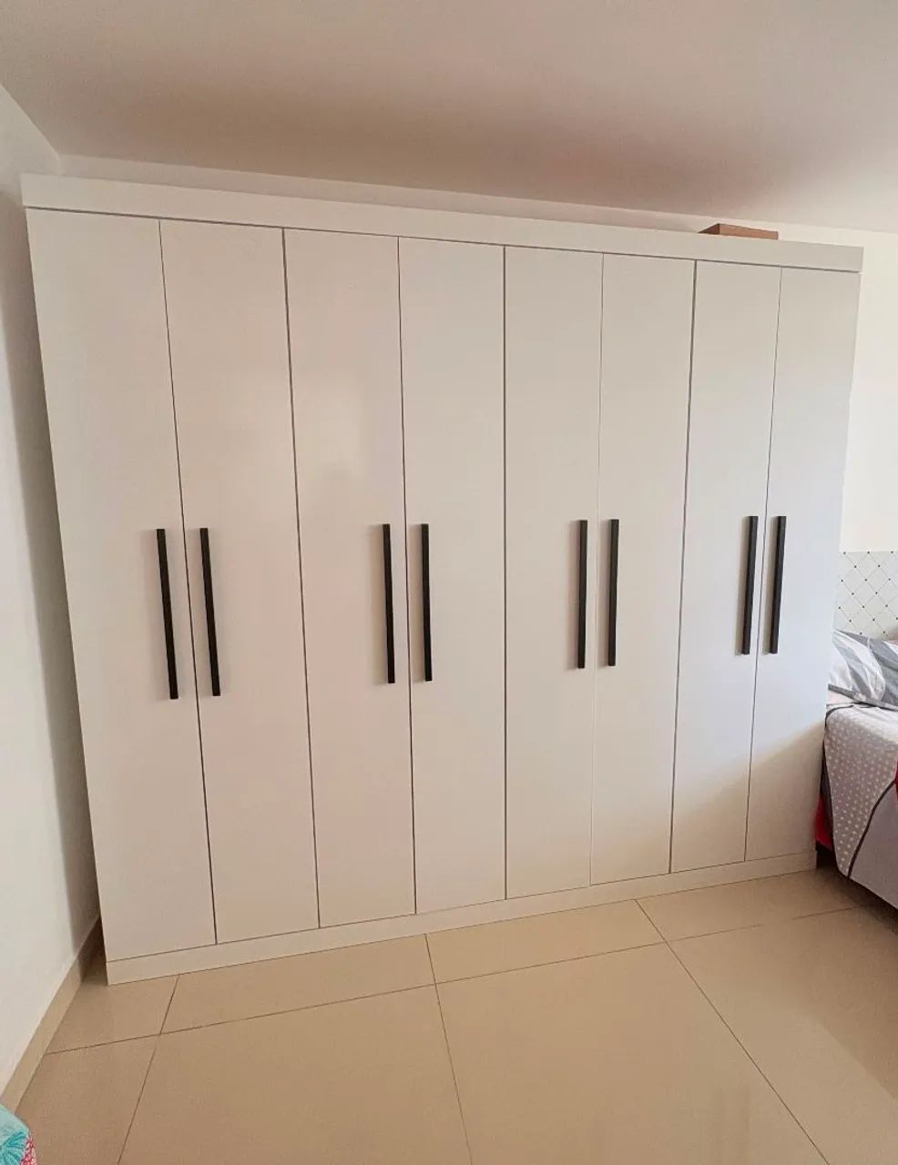 GUARDA-ROUPA 8 PORTAS - Foto 3
