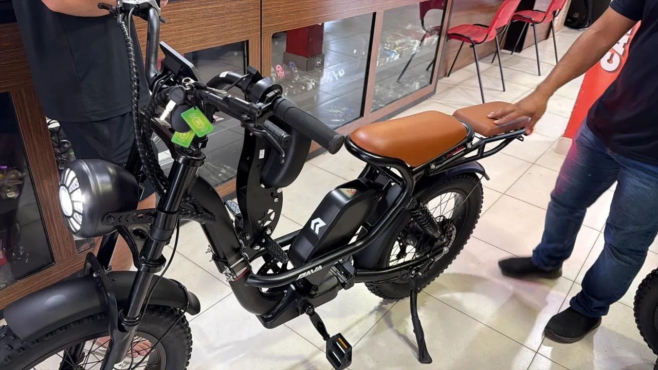bicicleta elétrica rava e-pulse 800w (valor negociável) - Foto 3