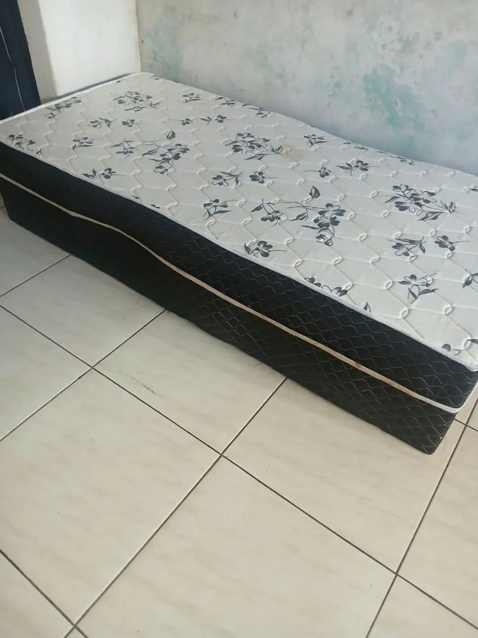 Vende se cama de solteiro  - Foto 3