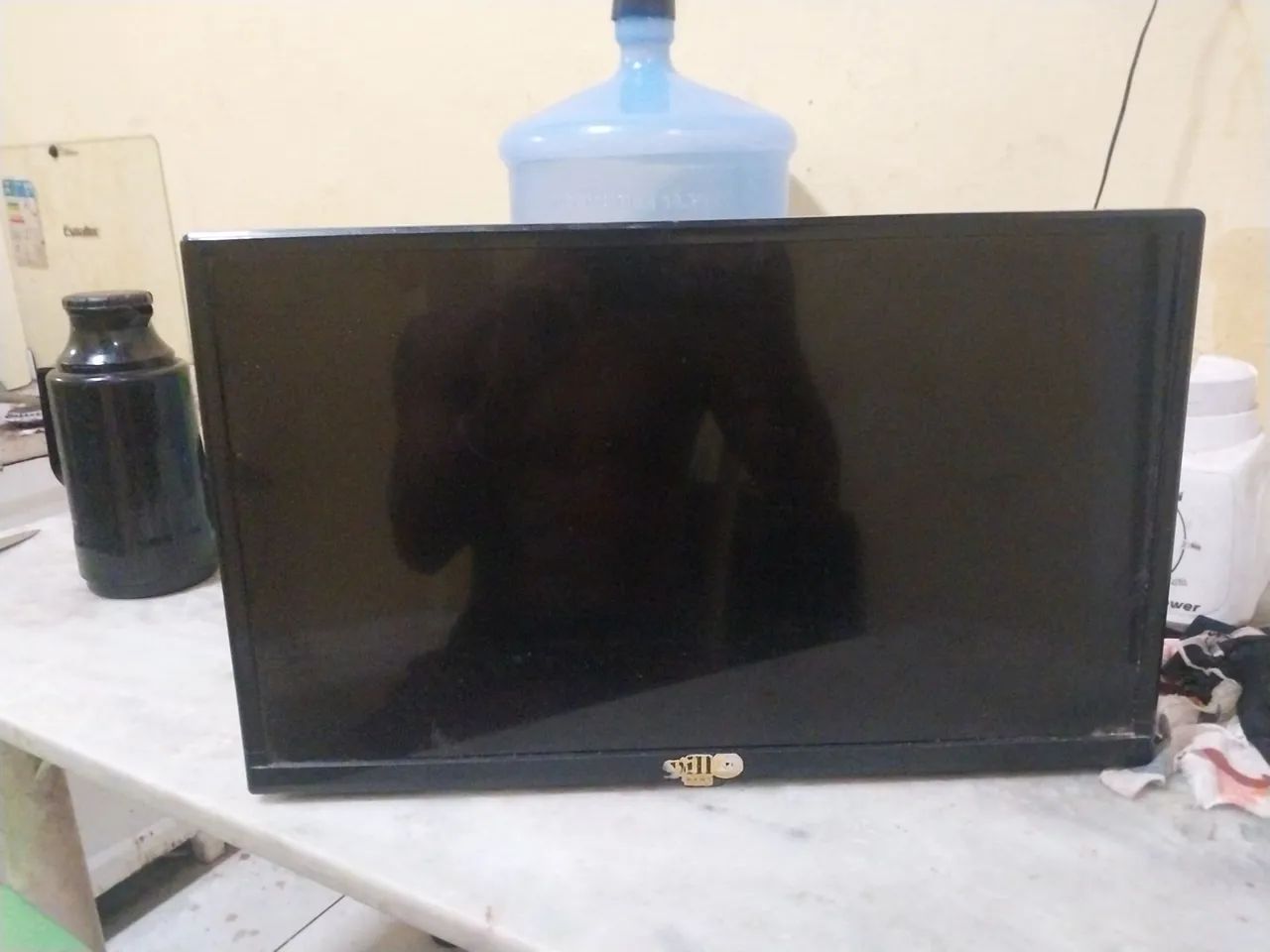 TV monitor 22 polegadas