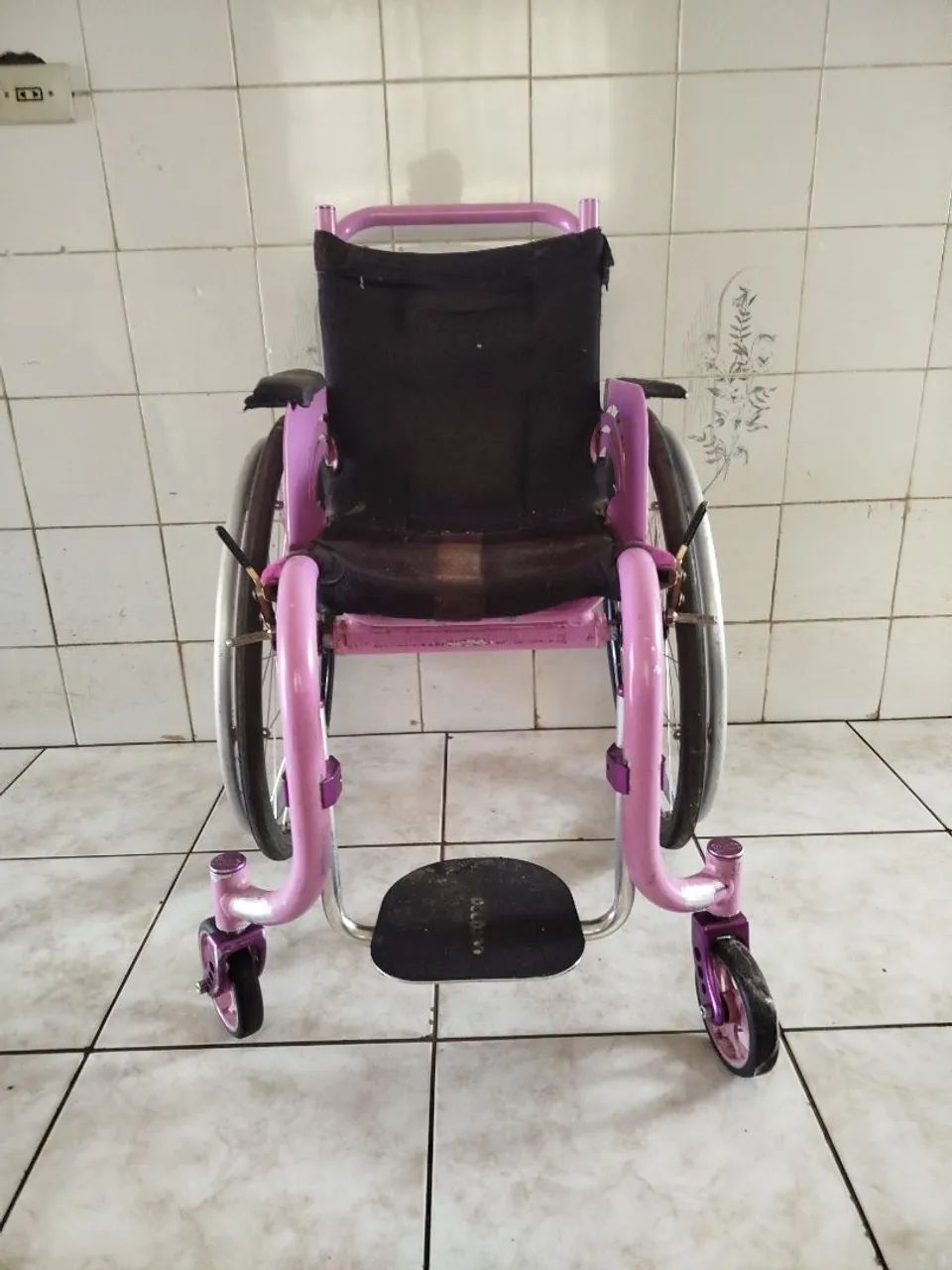 Cadeira de rodas  - Foto 2