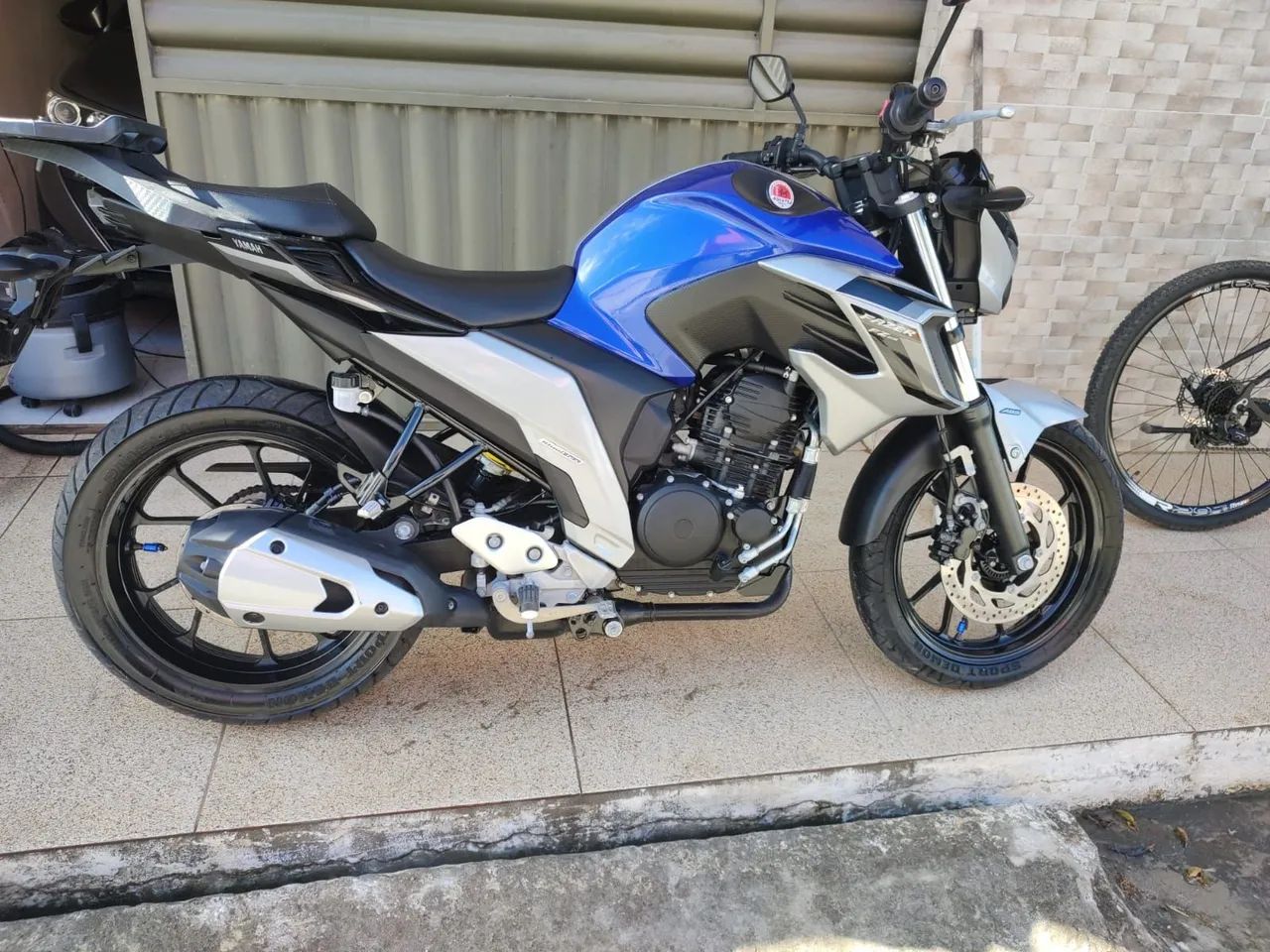 Fazer 250 