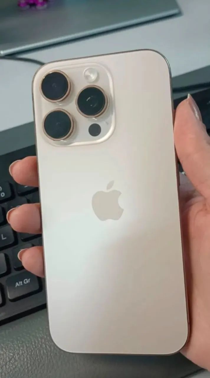 Iphone 16 PRO 128 - Foto 3
