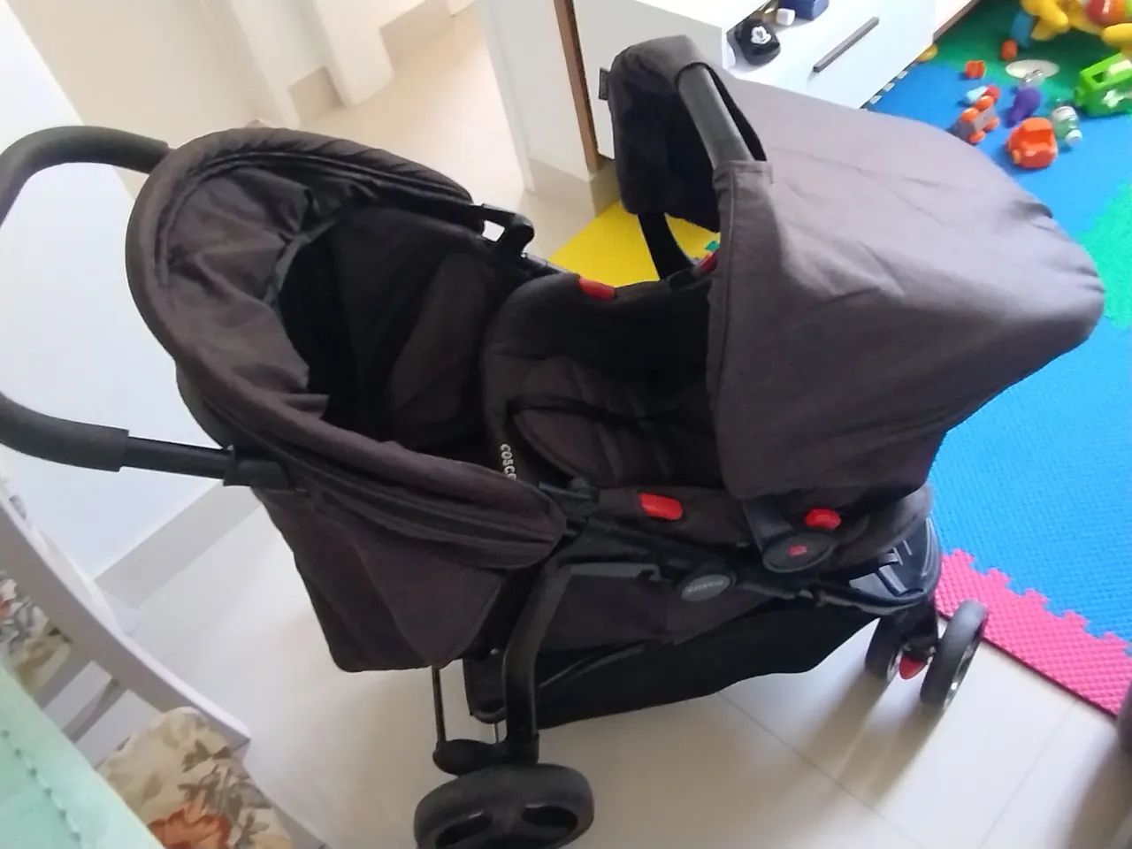 Carrinho de bebê com bb conforto COSCO  - Foto 3