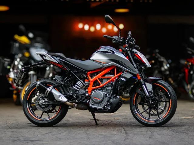 KTM DUKE 390 400 cc 