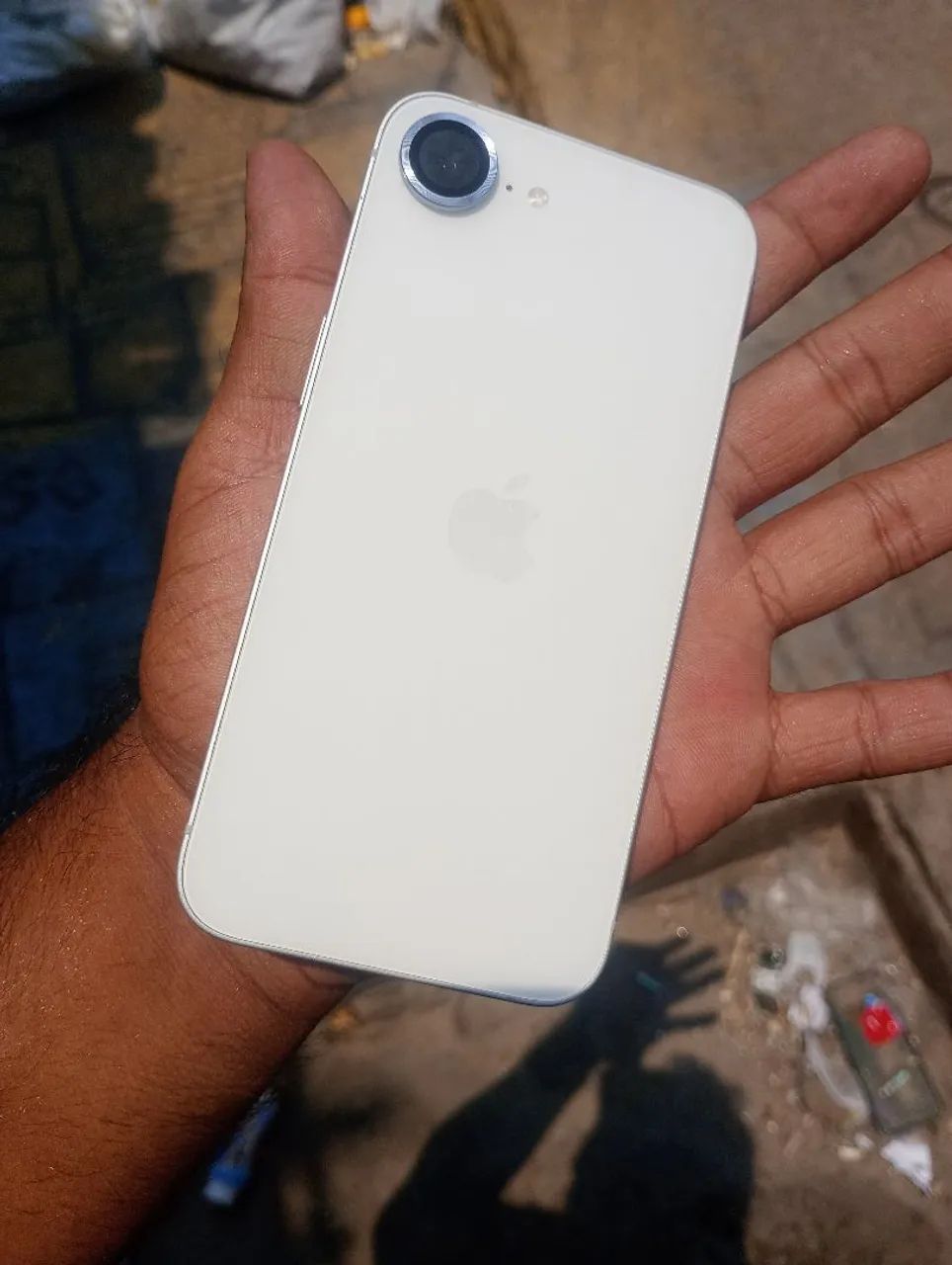 iPhone 16E - Foto 2