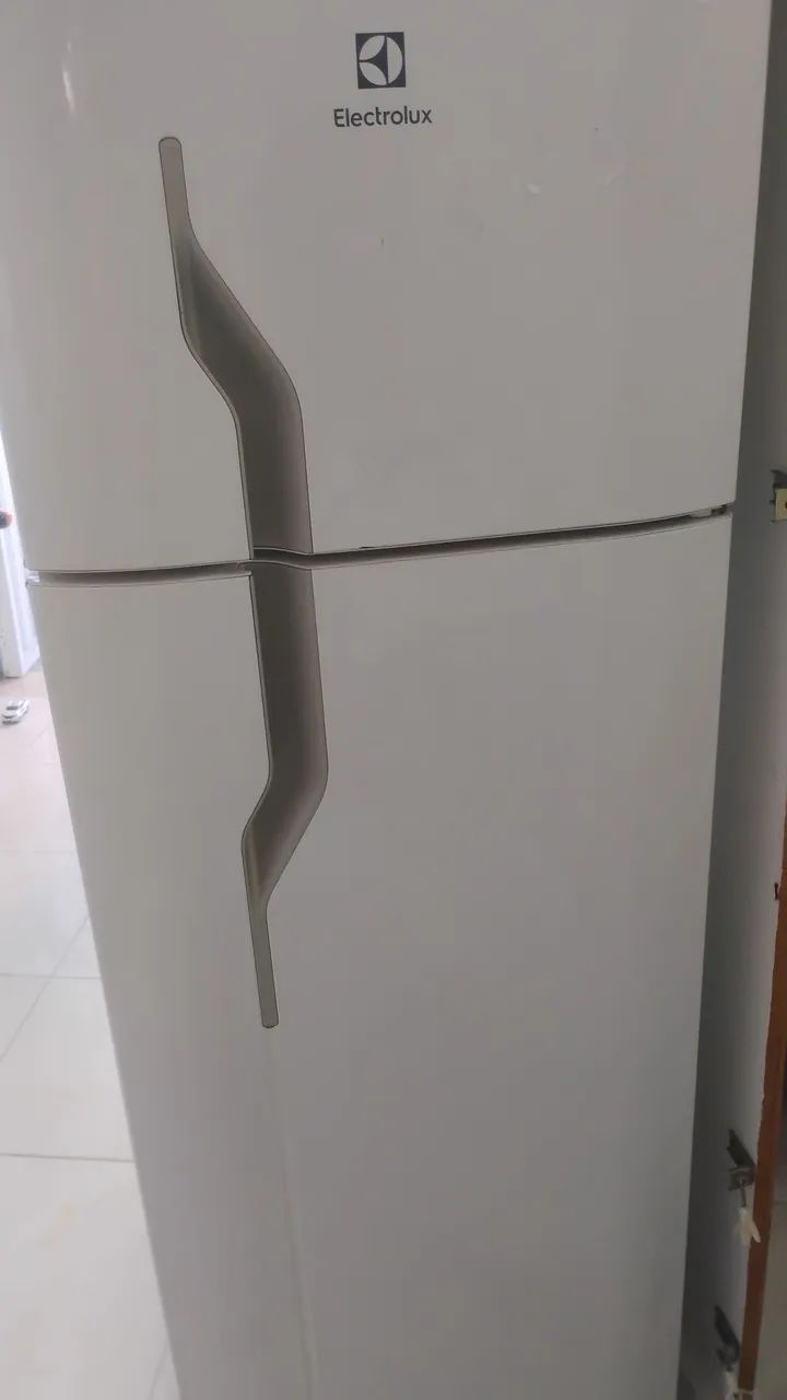 GELADEIRA ELETROLUX 