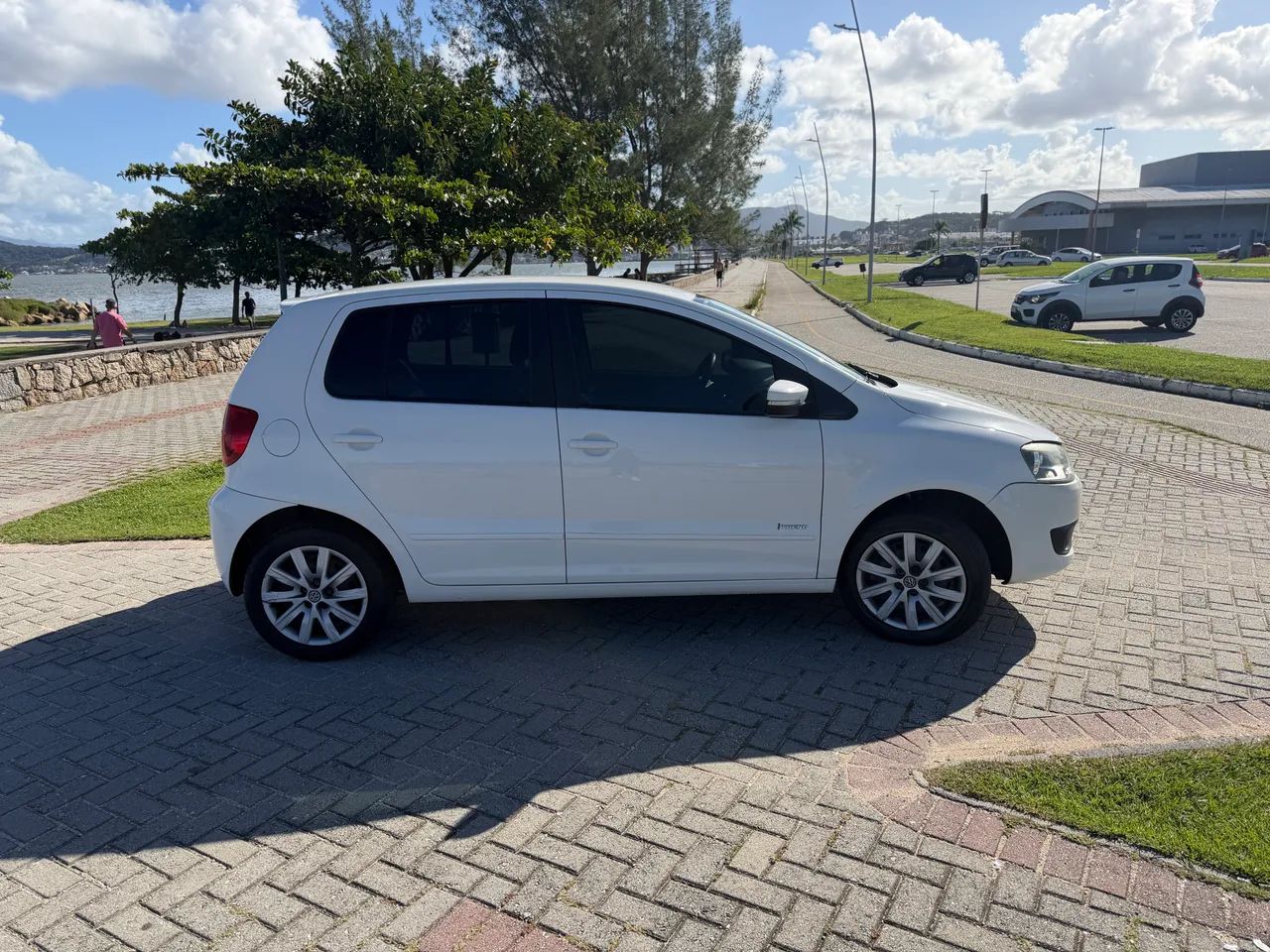 Volkswagen Fox 1.6 MI Total Flex 8V 5P 2013 - Foto 5