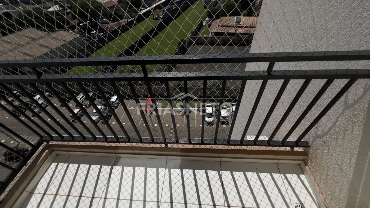 Apartamento no Condomínio Ilhas Canárias Residence na Avenida Dois Córregos em Piracicaba - Foto 4