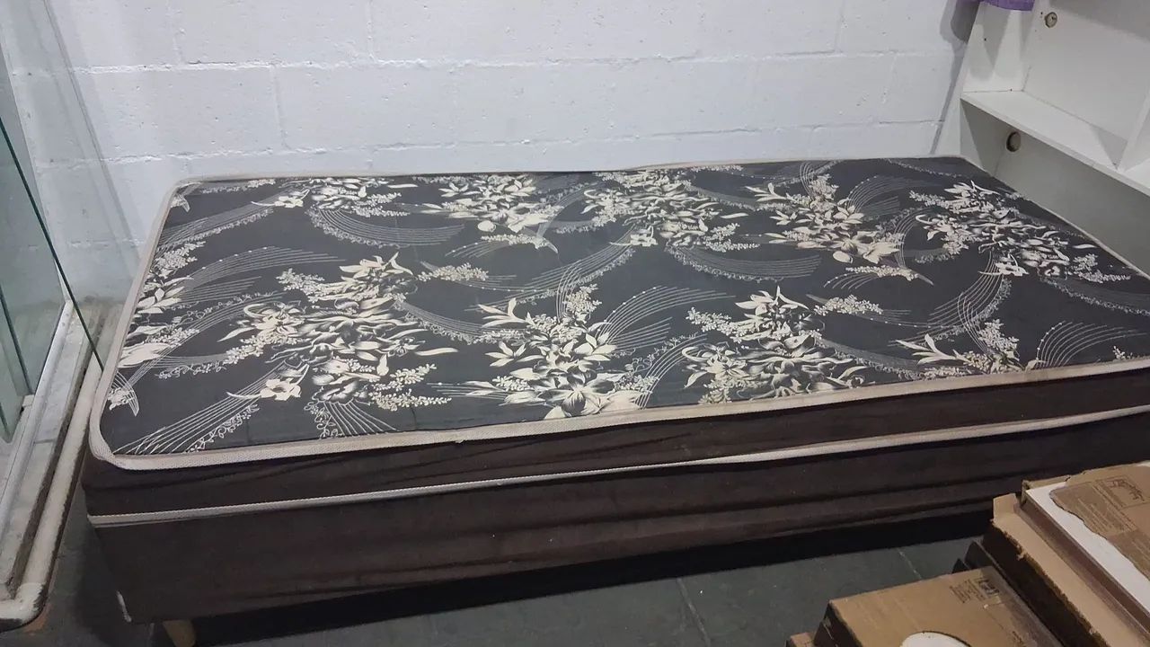 Cama box