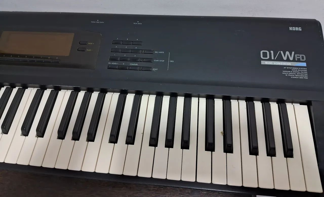 Teclado Korg 01/w - Foto 2
