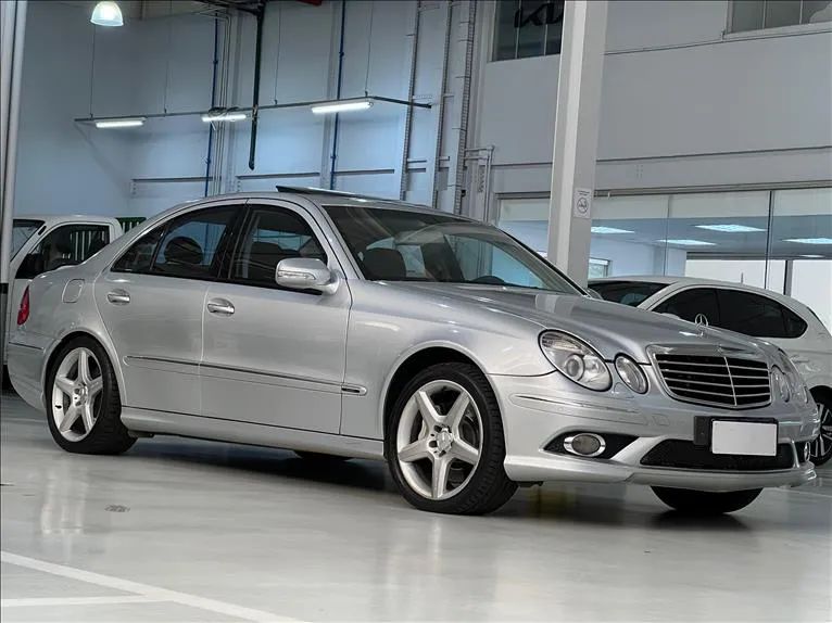 Mercedes-Benz E-500 Avant. 5.0 V8 4P Aut. (blindada) 2008 - Foto 4