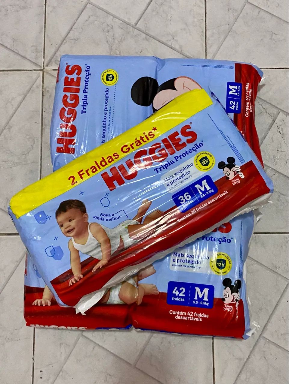 120 fraldas M Huggies tripla proteção