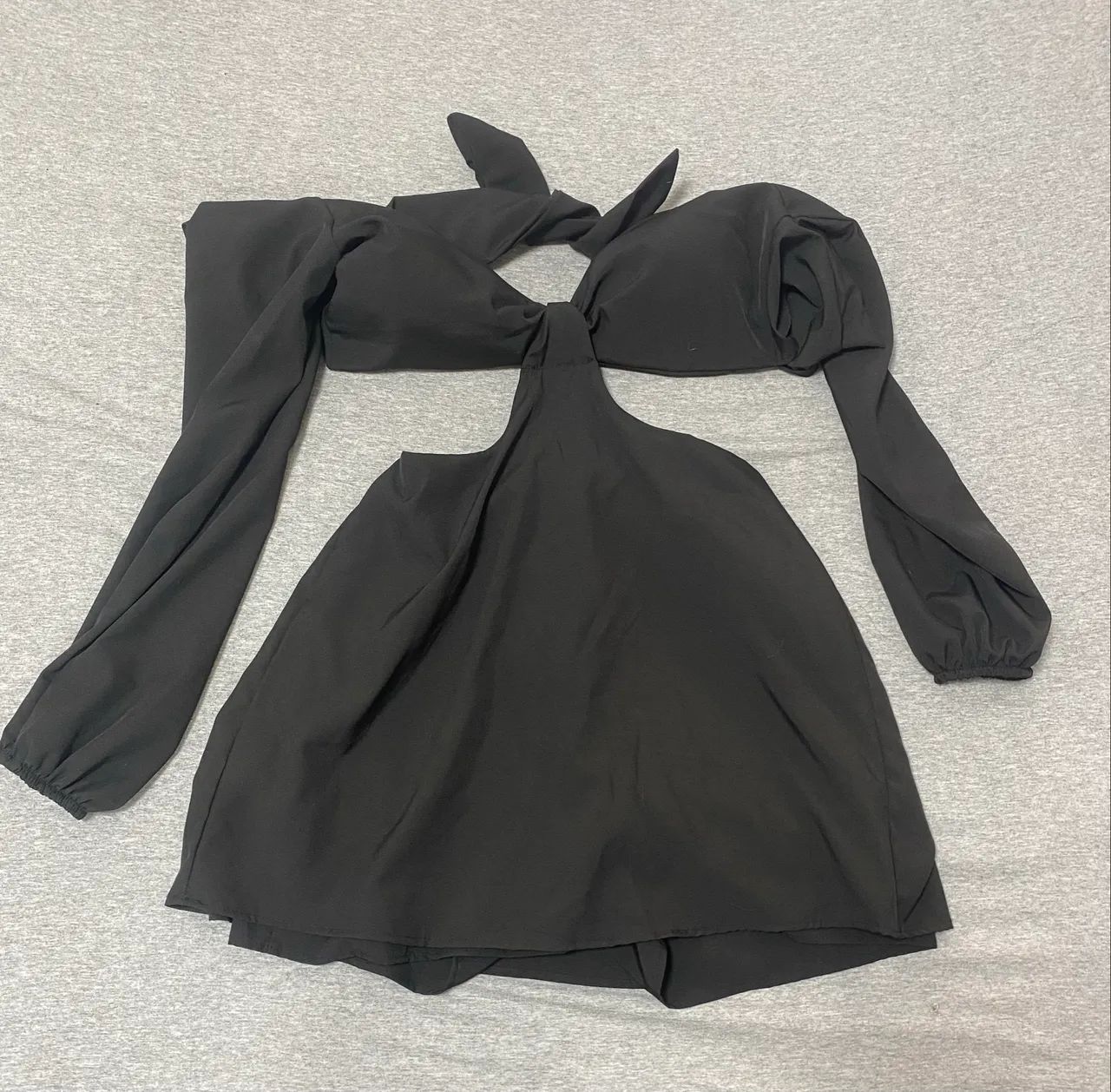 Vestido Macaquinho Manga Longa Preto
