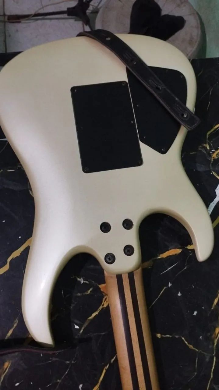 Guitarra e pedaleira  - Foto 5