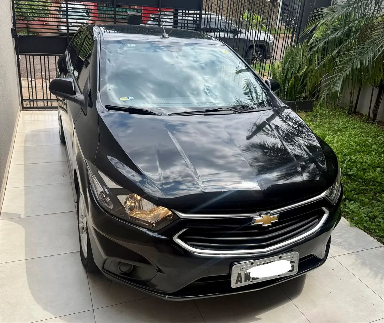 Chevrolet Onix Hatch LT 1.4 8V Flex Mec. 4P 2017 - Foto 4